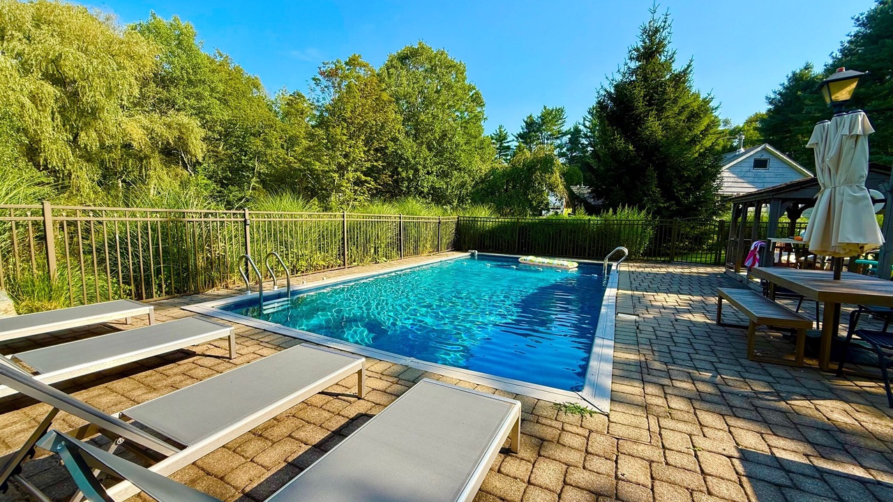 Photo of Outdoor in Swan Lake
