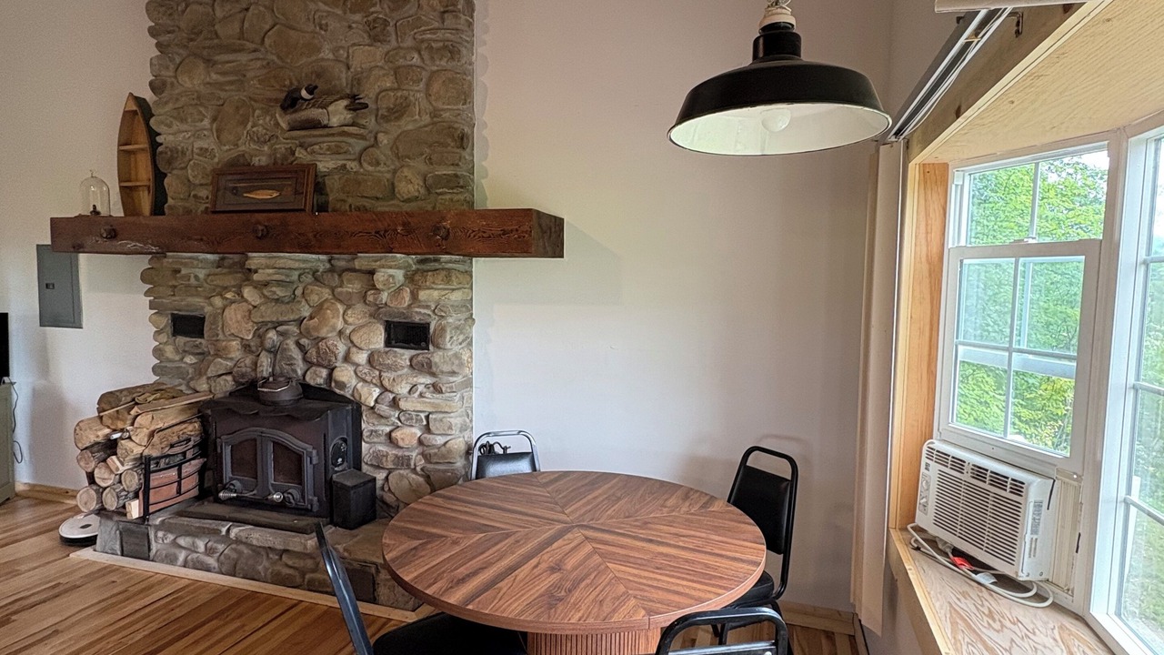 Photo of Others in Angelica