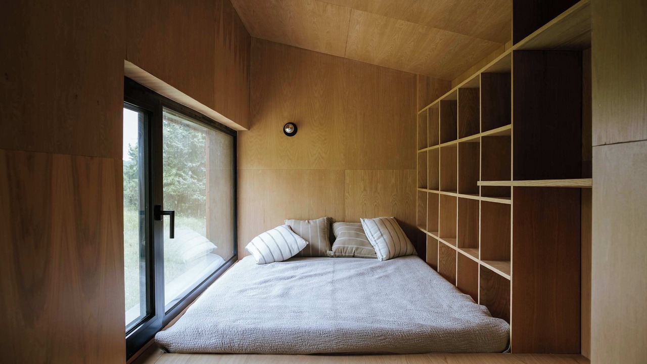 Photo of Bedroom in Hollowville