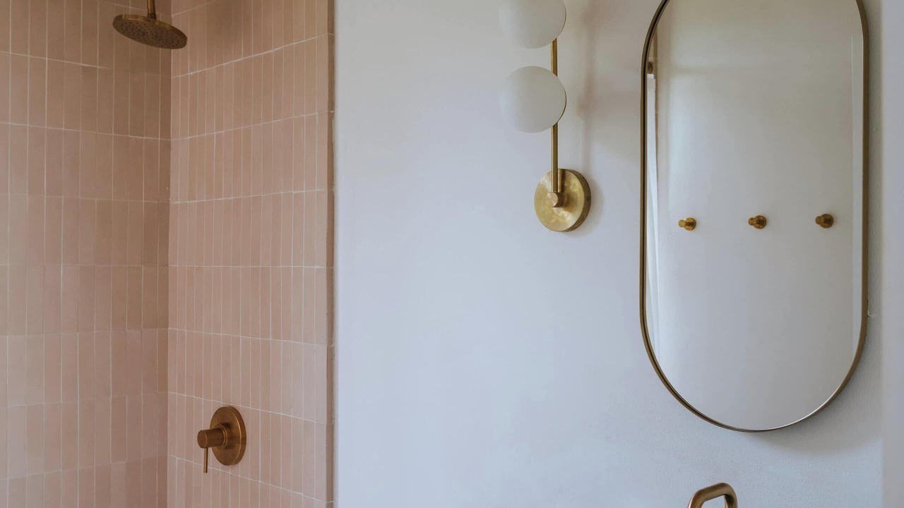 Photo of Bathroom in Hollowville