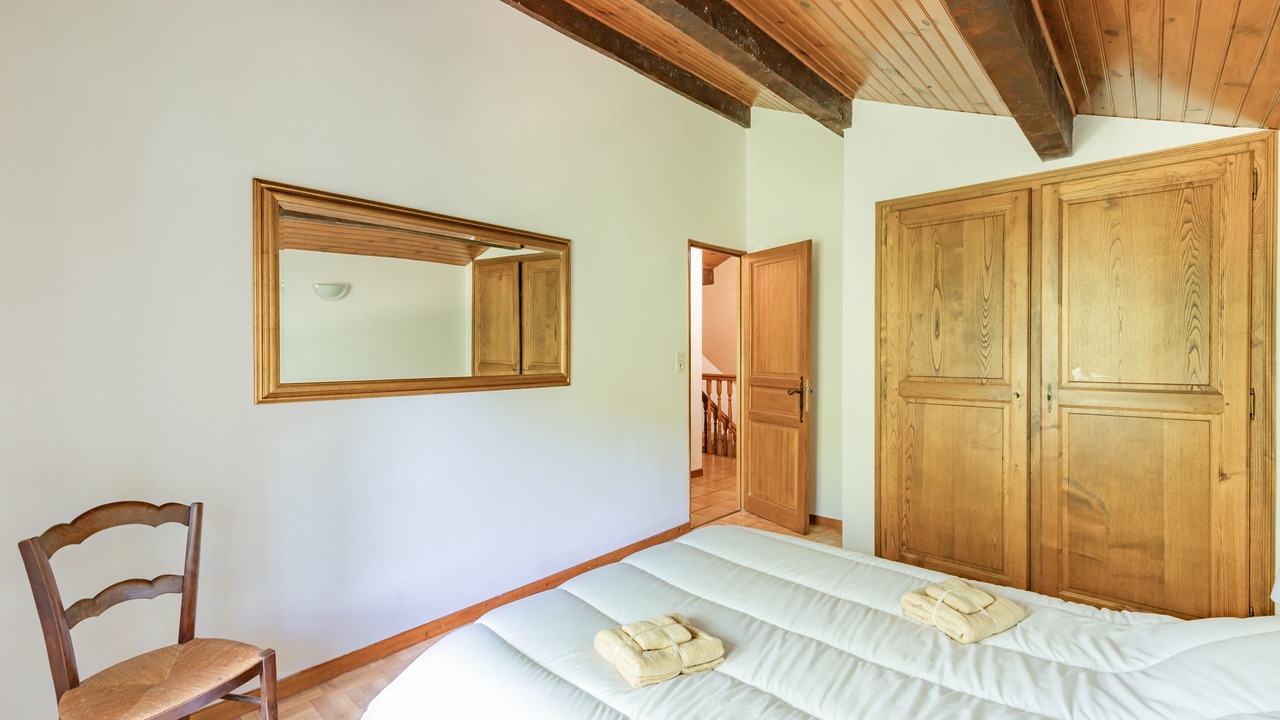 Photo of Bedroom in Montredon-Labessonnie