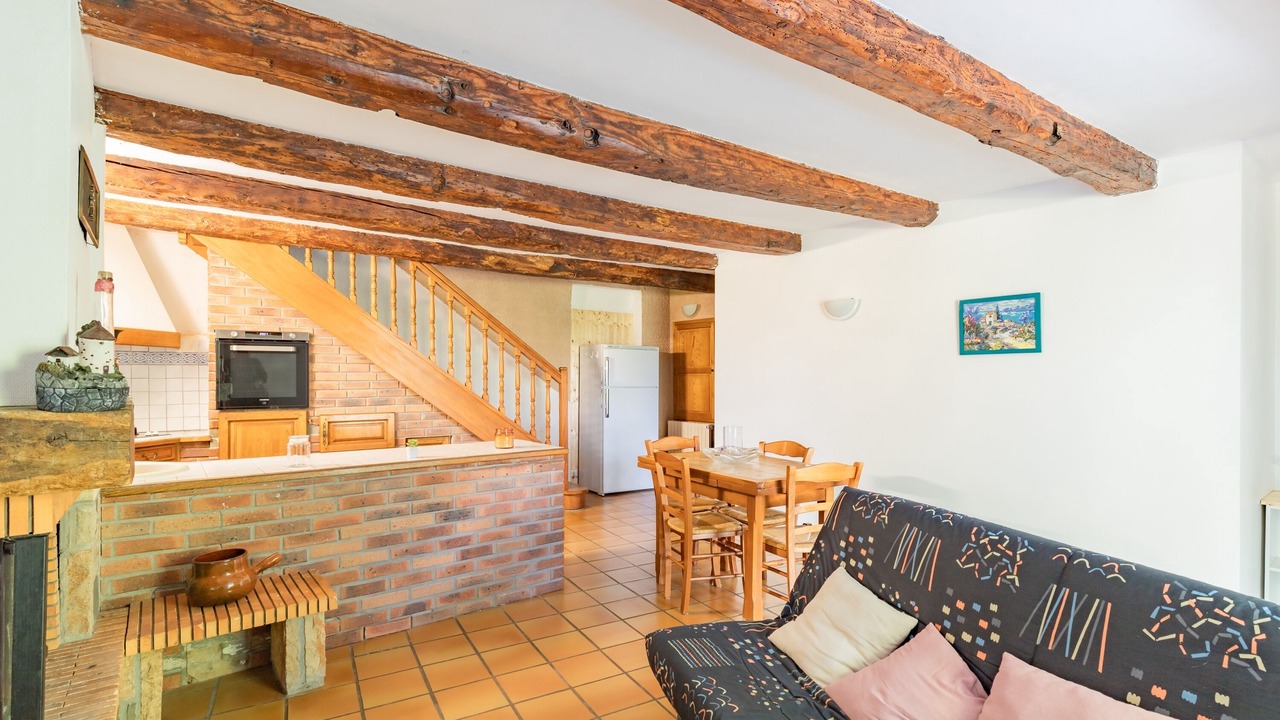 Photo of Livingroom in Montredon-Labessonnie