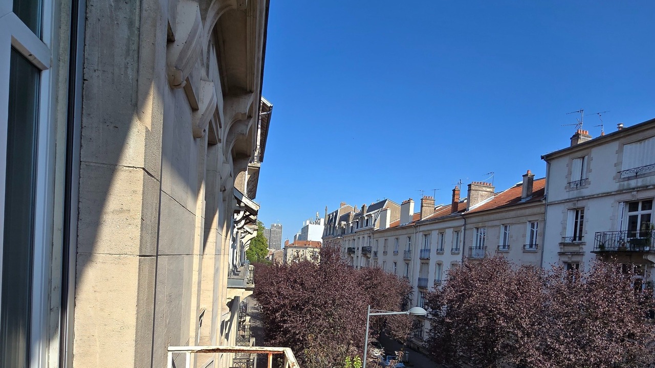 Photo of Outdoor in Poincare - Foch - Anatole France - Croix de Bourgogne