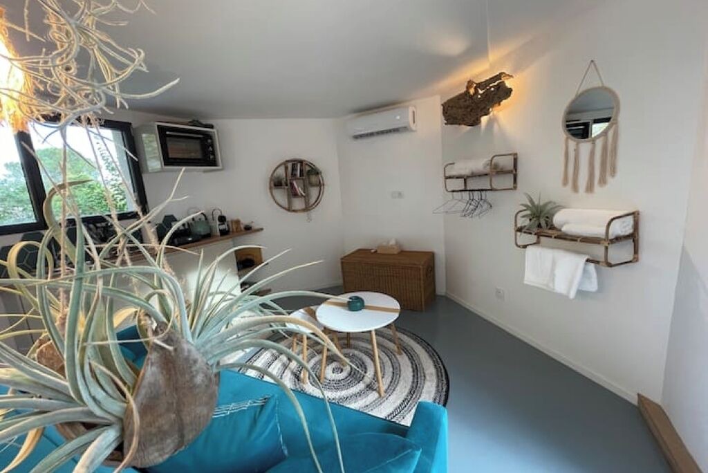 Photo of Livingroom in Saint-Martin-de-Londres