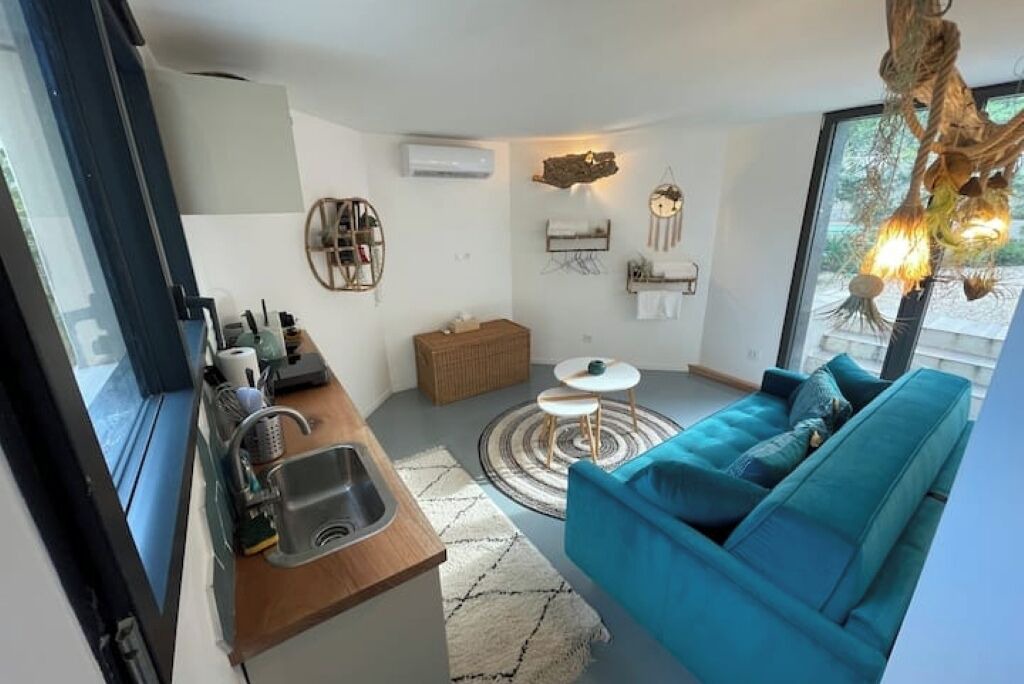 Photo of Livingroom in Saint-Martin-de-Londres