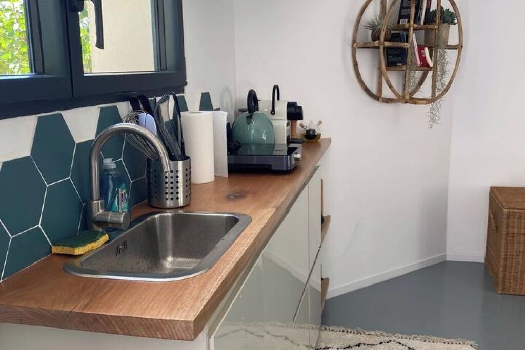 Photo of Kitchen in Saint-Martin-de-Londres