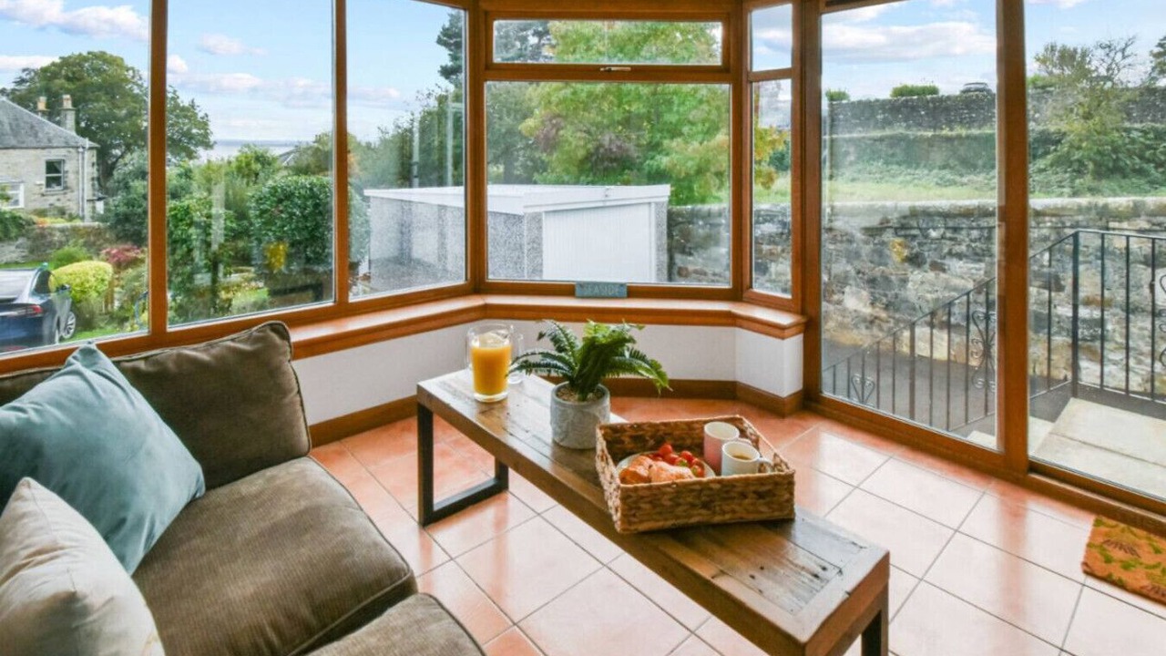 Photo of Livingroom in Aberdour