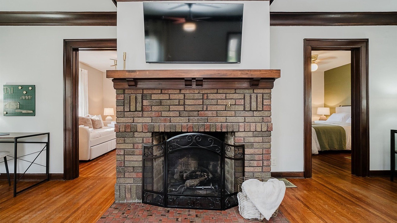 Photo of Bedroom in Meridian-Kessler