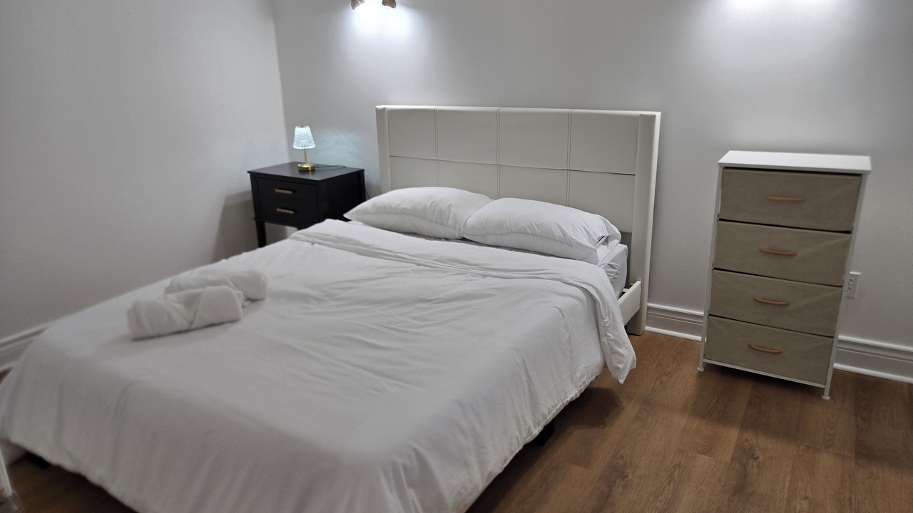 Photo of Bedroom in Aurora