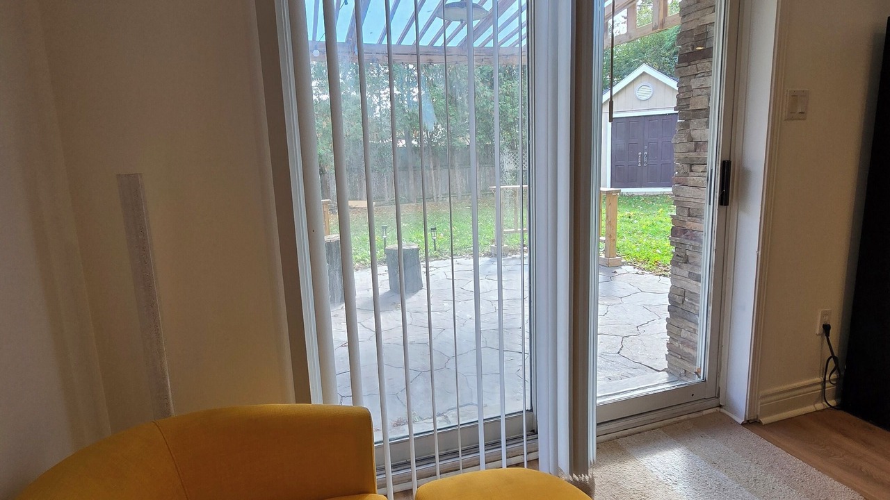 Photo of Livingroom in Aurora