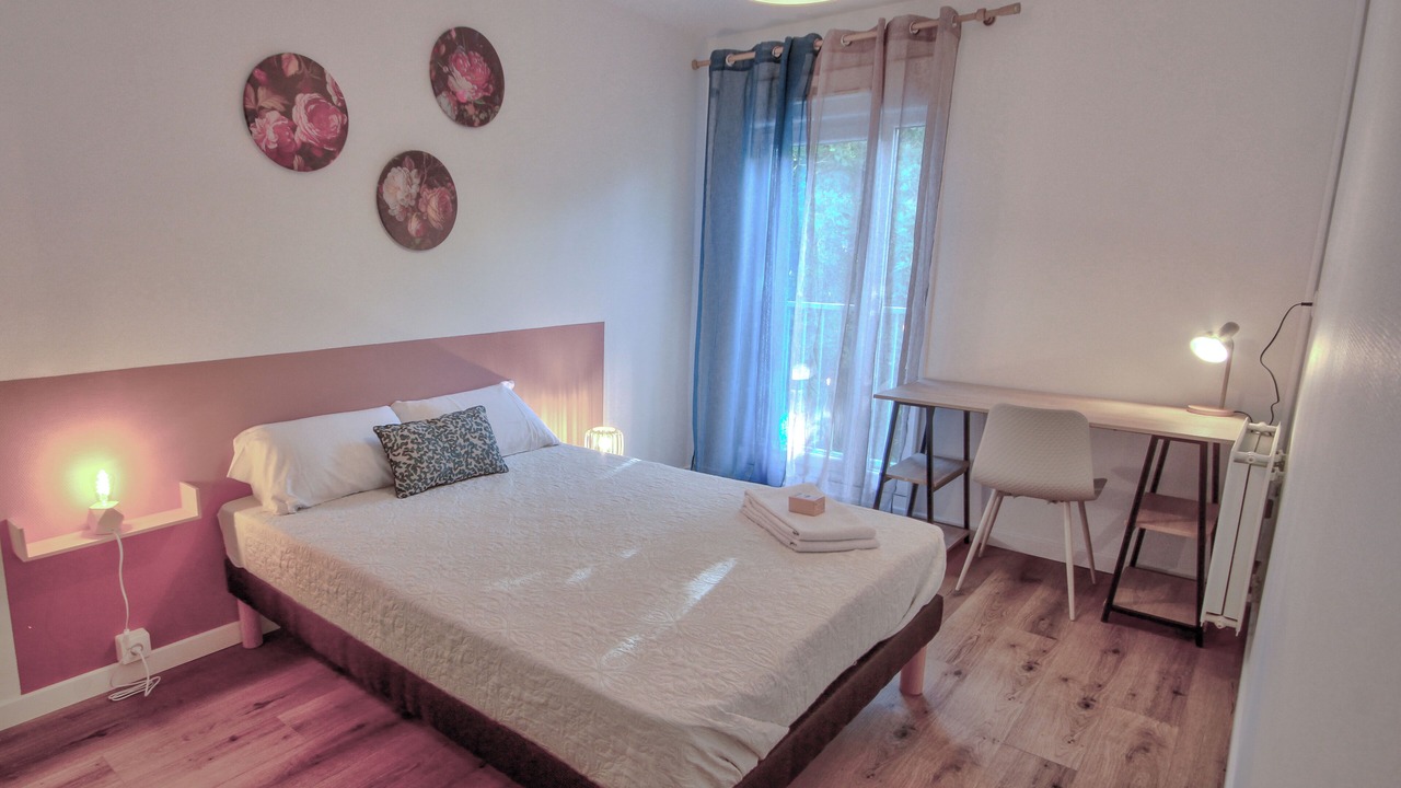 Photo of Bedroom in Le Landrel