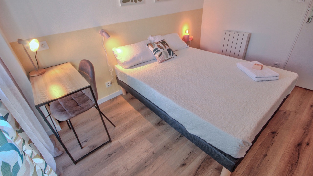 Photo of Bedroom in Le Landrel