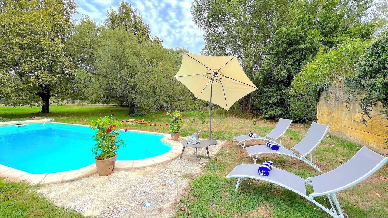 Photo of Outdoor in Sainte-Terre