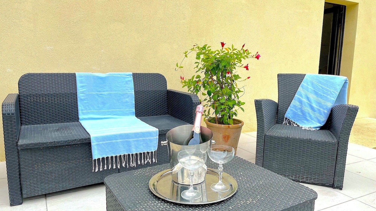 Photo of Patio Balcony in Sainte-Terre