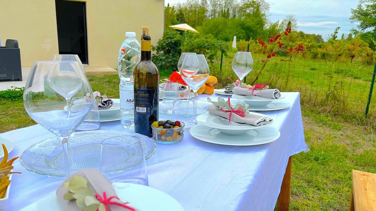 Photo of Outdoor in Sainte-Terre