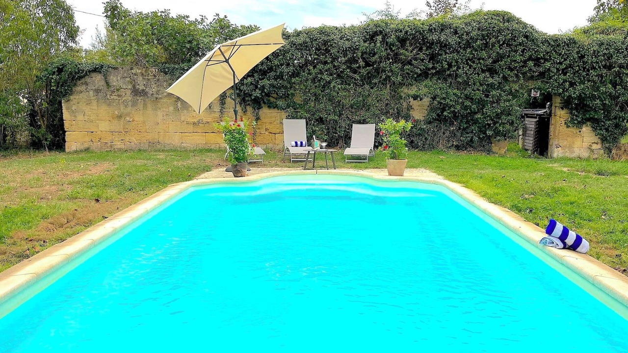 Photo of Outdoor in Sainte-Terre