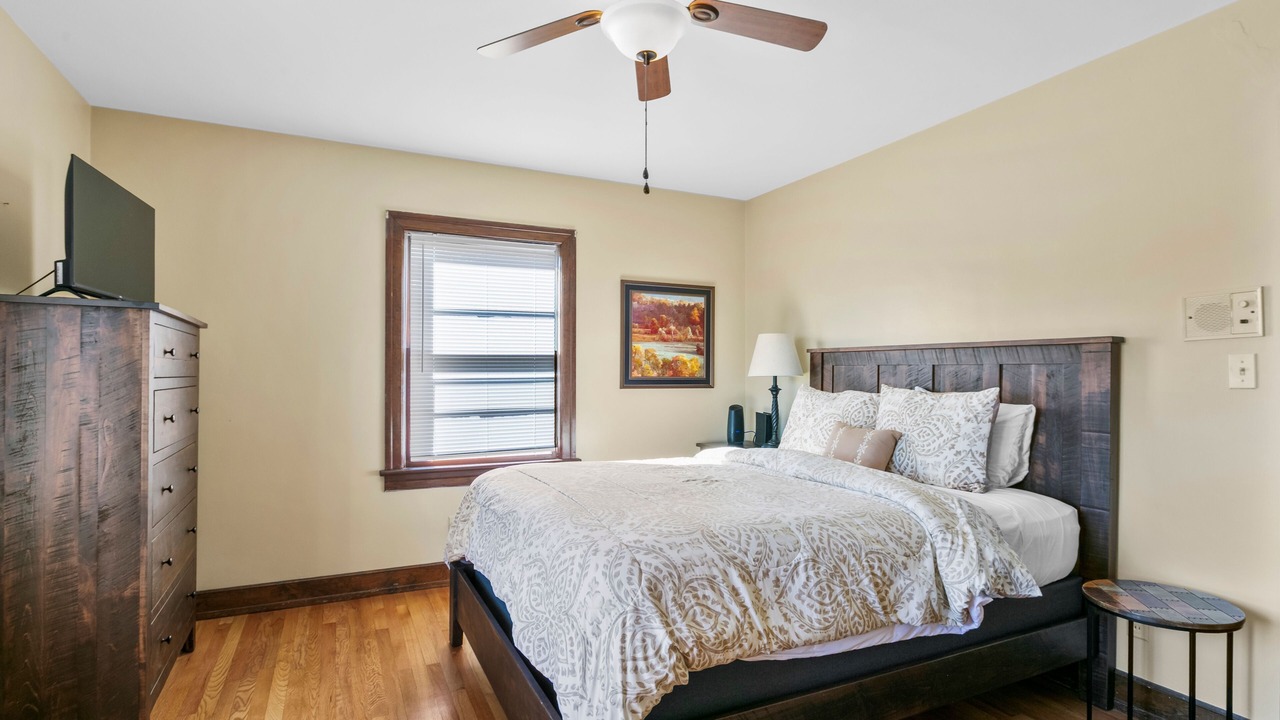 Photo of Bedroom in Lake Junaluska
