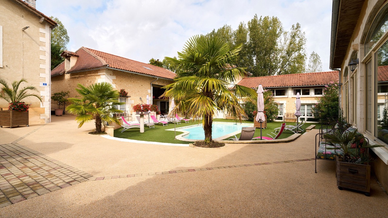 Photo of Outdoor in Saint-Sulpice-de-Roumagnac