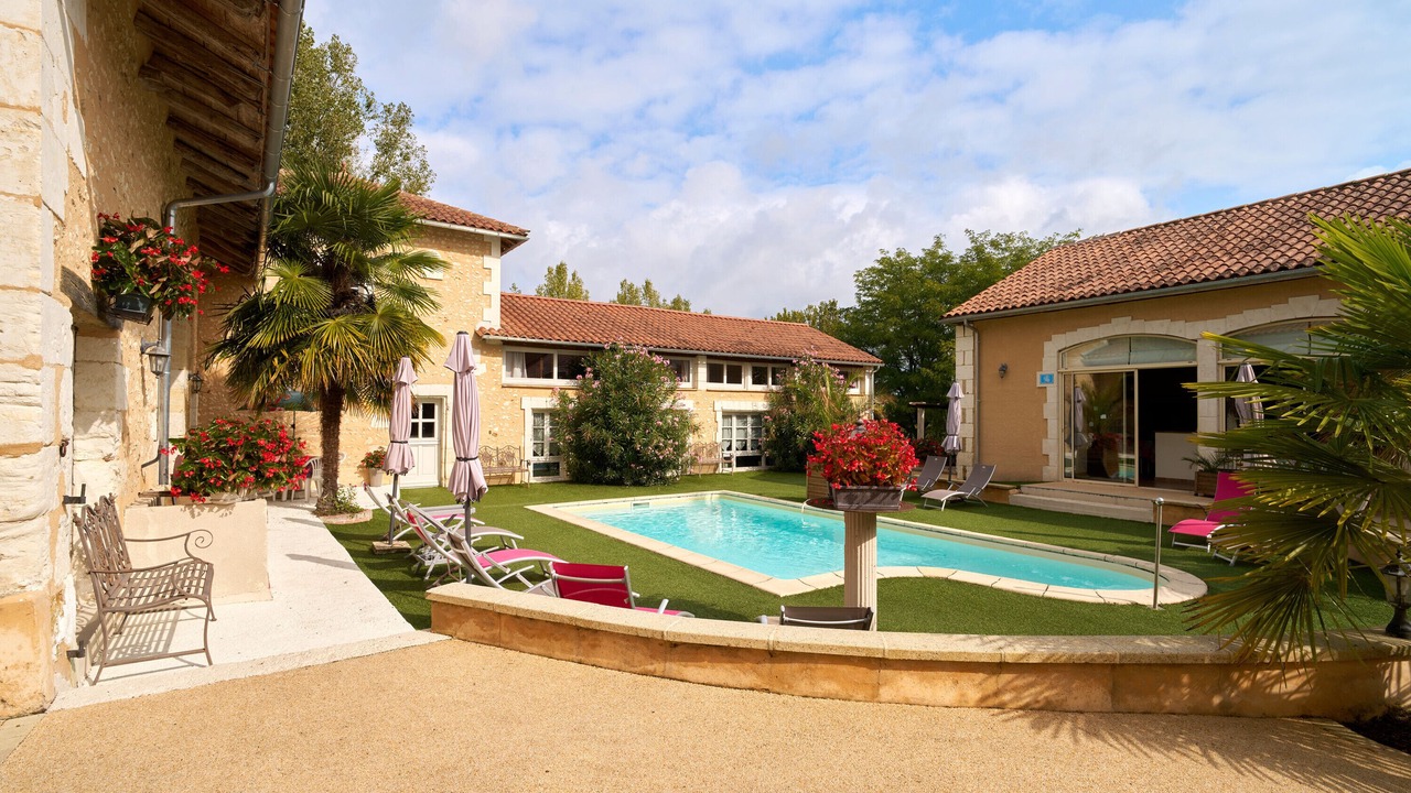 Photo of Outdoor in Saint-Sulpice-de-Roumagnac