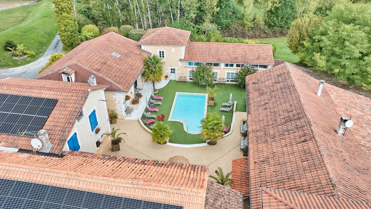 Photo of Outdoor in Saint-Sulpice-de-Roumagnac