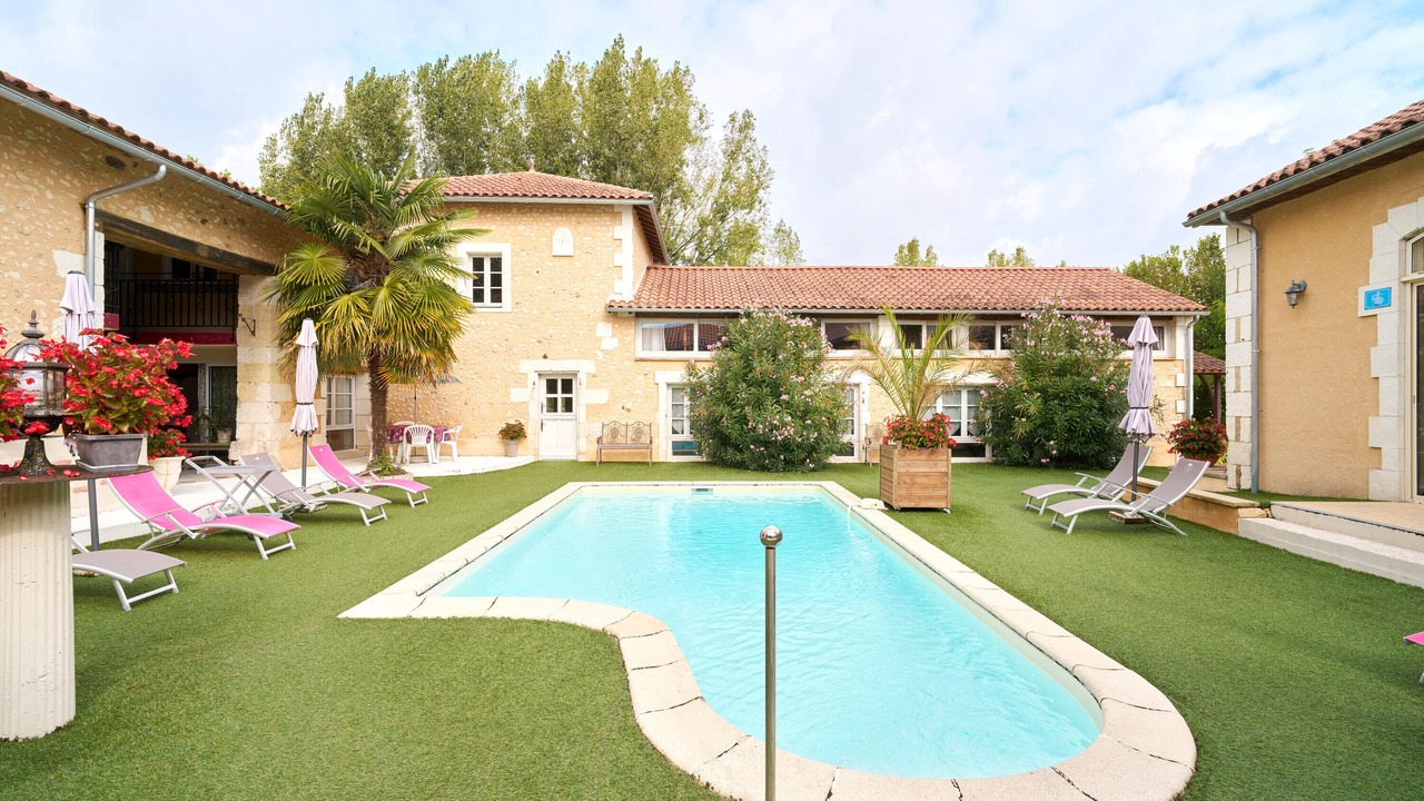 Photo of Outdoor in Saint-Sulpice-de-Roumagnac