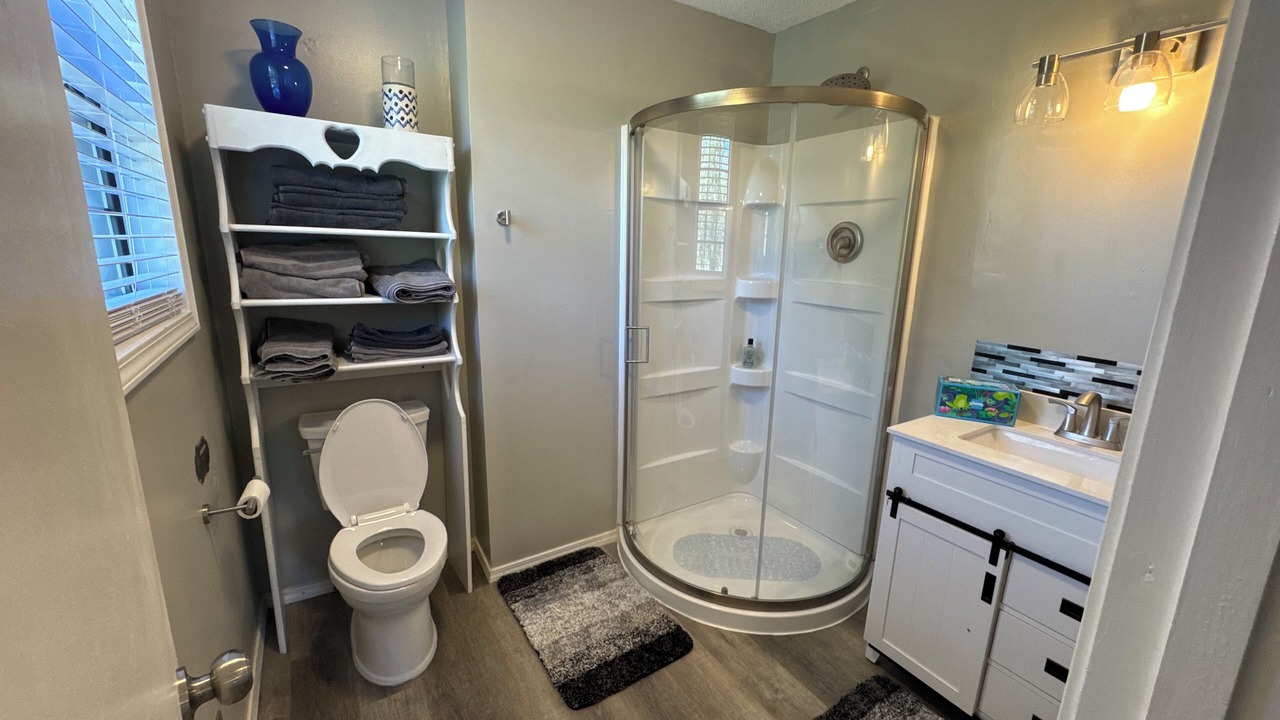 Photo of Bathroom in Rogersville