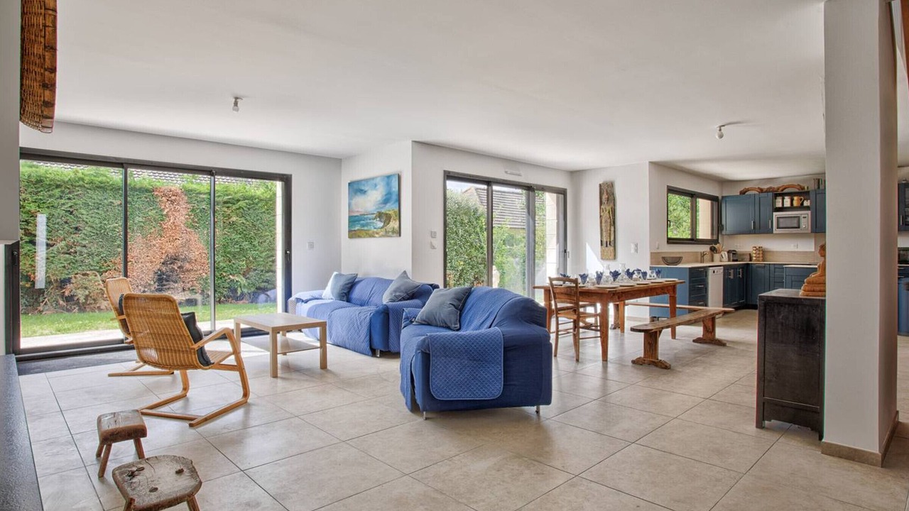 Photo of Livingroom in Merville-Franceville-Plage