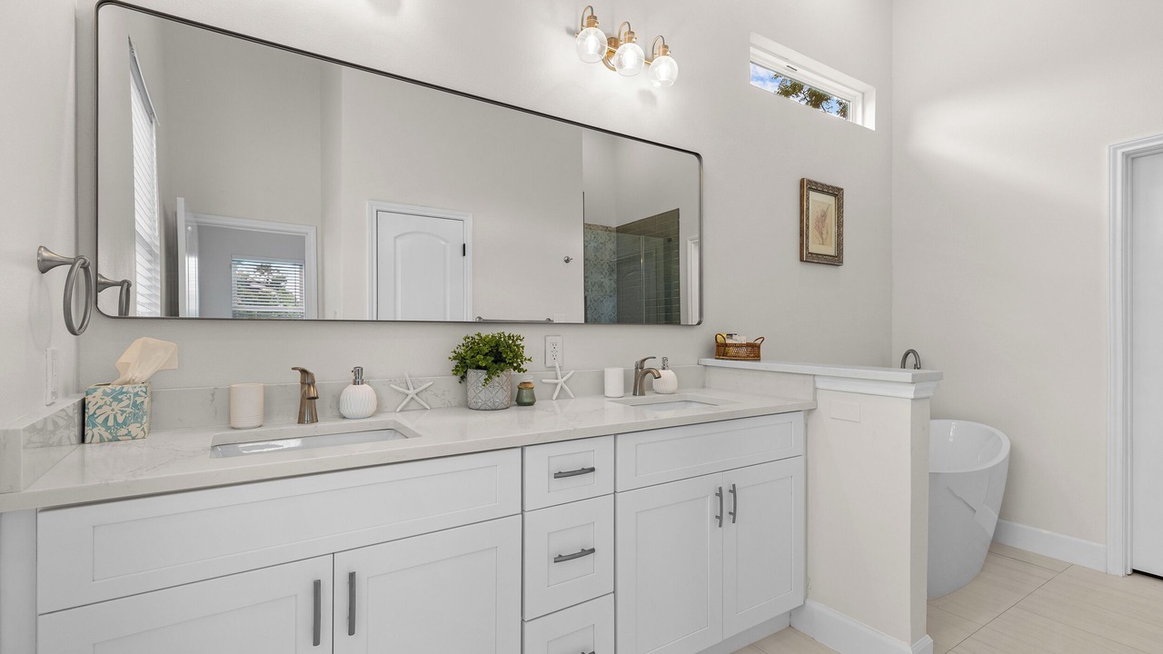 Photo of Bathroom in Near East Side