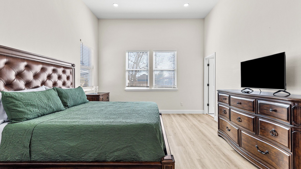 Photo of Bedroom in Near East Side