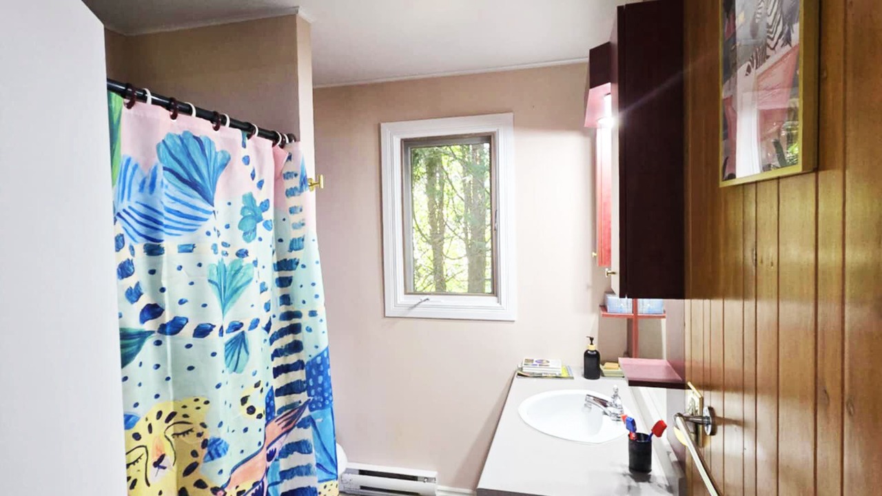 Photo of Bathroom in Sainte-Cecile-de-Whitton