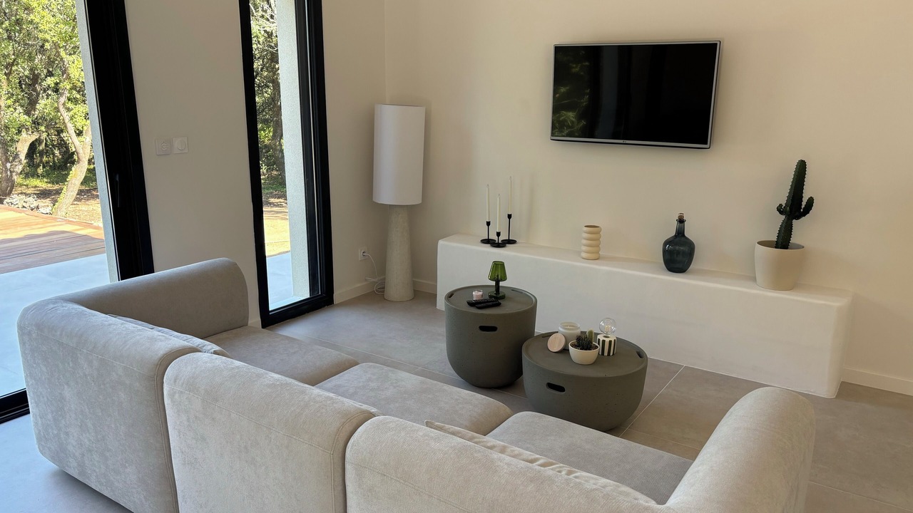 Photo of Livingroom in Saint-Restitut