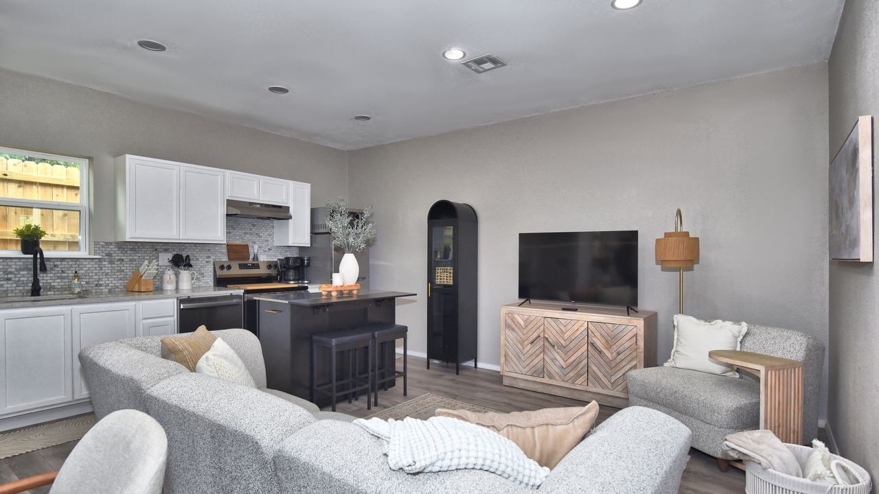Photo of Livingroom in Tulsa