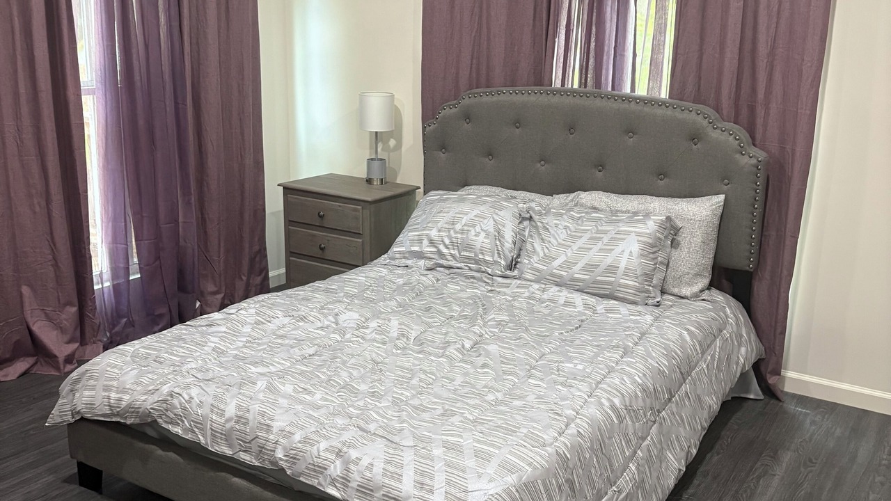 Photo of Bedroom in Newnan