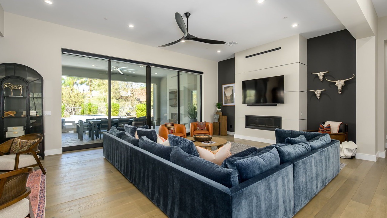 Photo of Livingroom in Pinnacle Peak