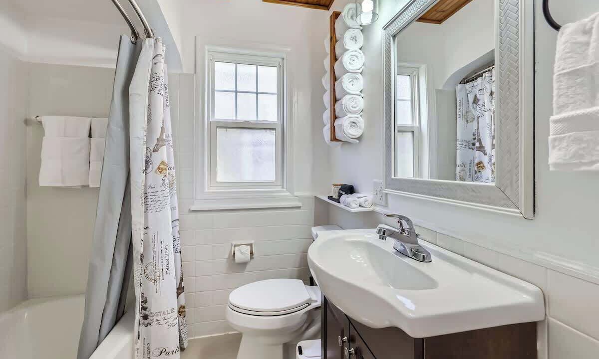 Photo of Bathroom in Ericsson