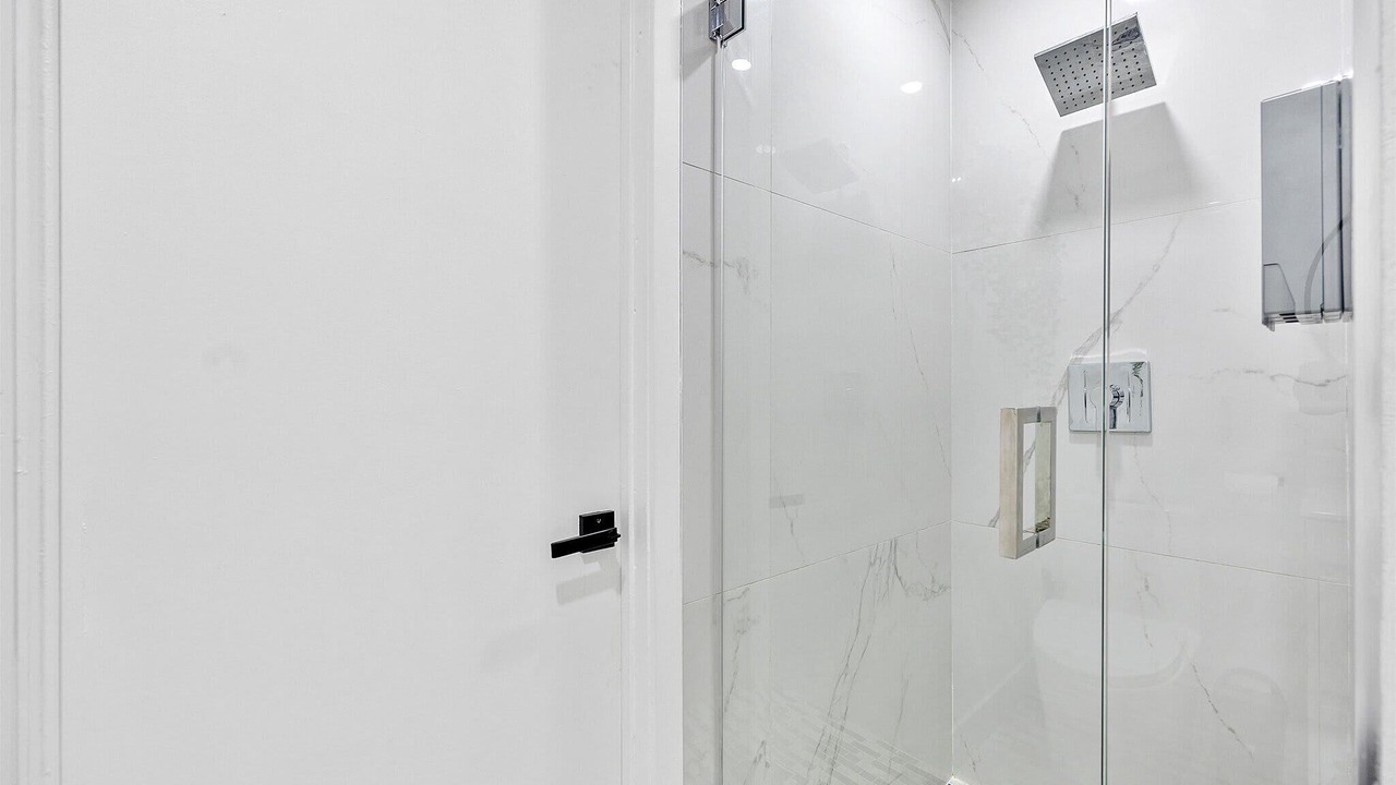 Photo of Bathroom in Richmond West