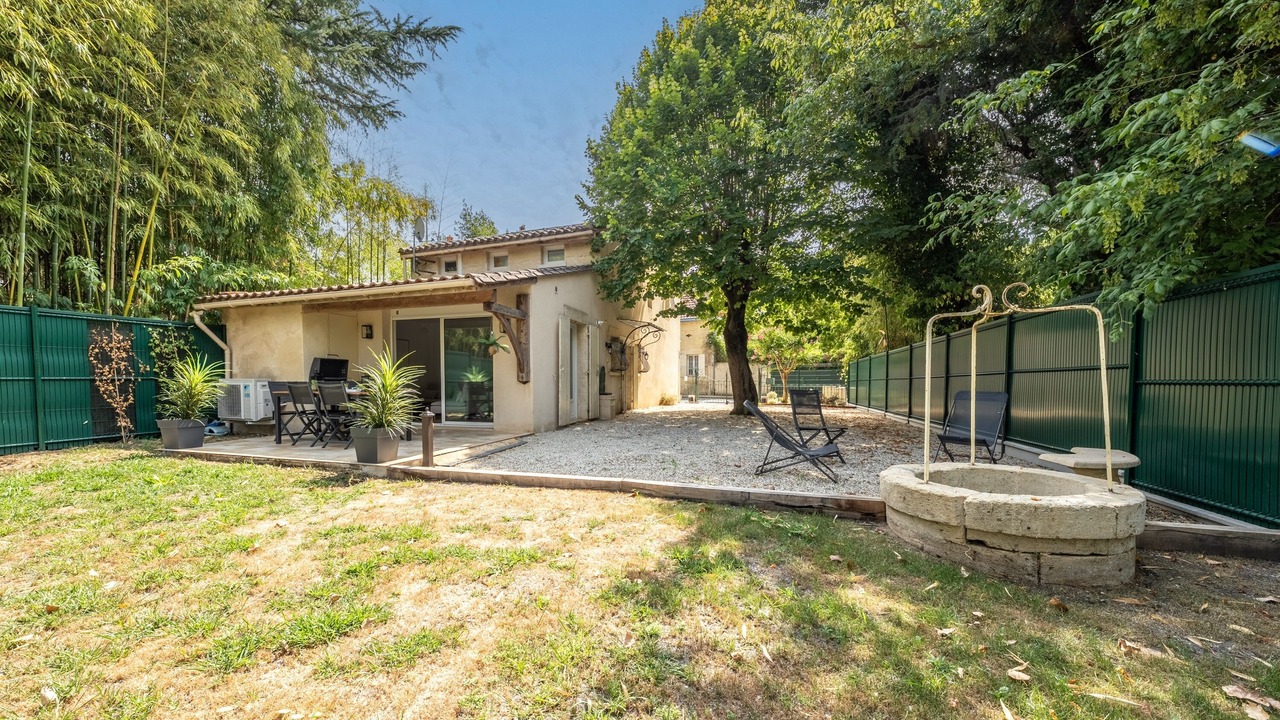 Photo of Outdoor in Sainte-Terre