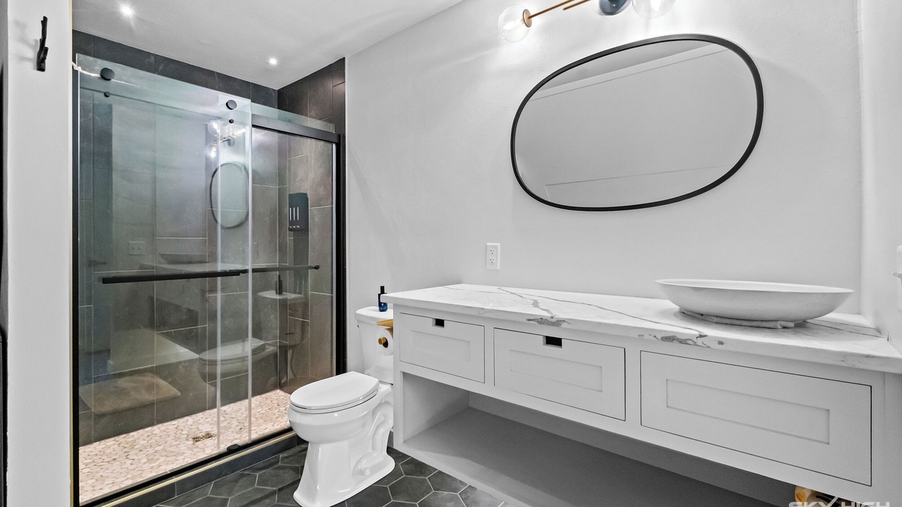 Photo of Bathroom in Wyandotte