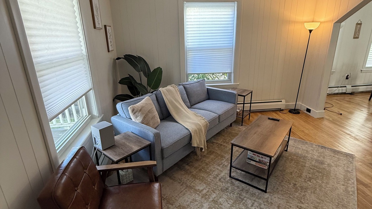 Photo of Livingroom in Franklin Plantation