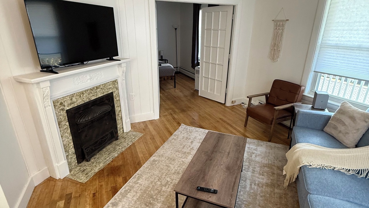 Photo of Livingroom in Franklin Plantation