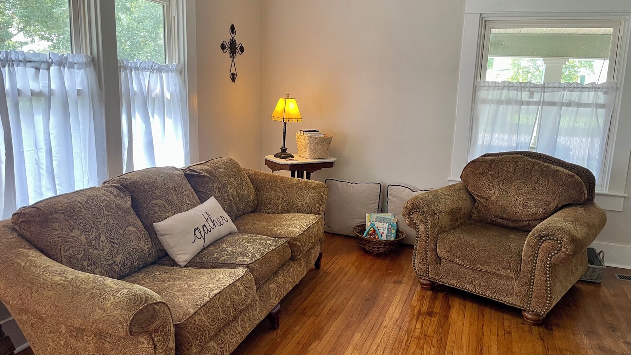 Photo of Livingroom in Brookfield