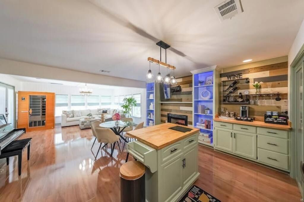 Photo of Others in Duluth