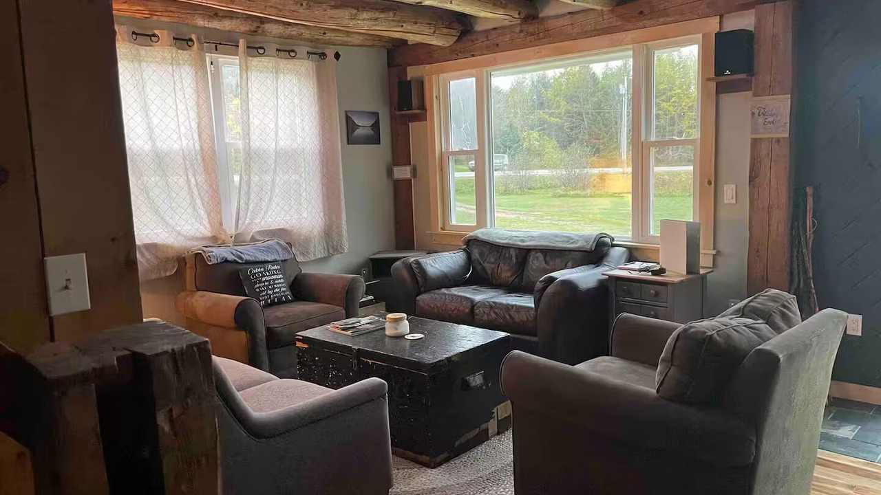 Photo of Livingroom in East Haven