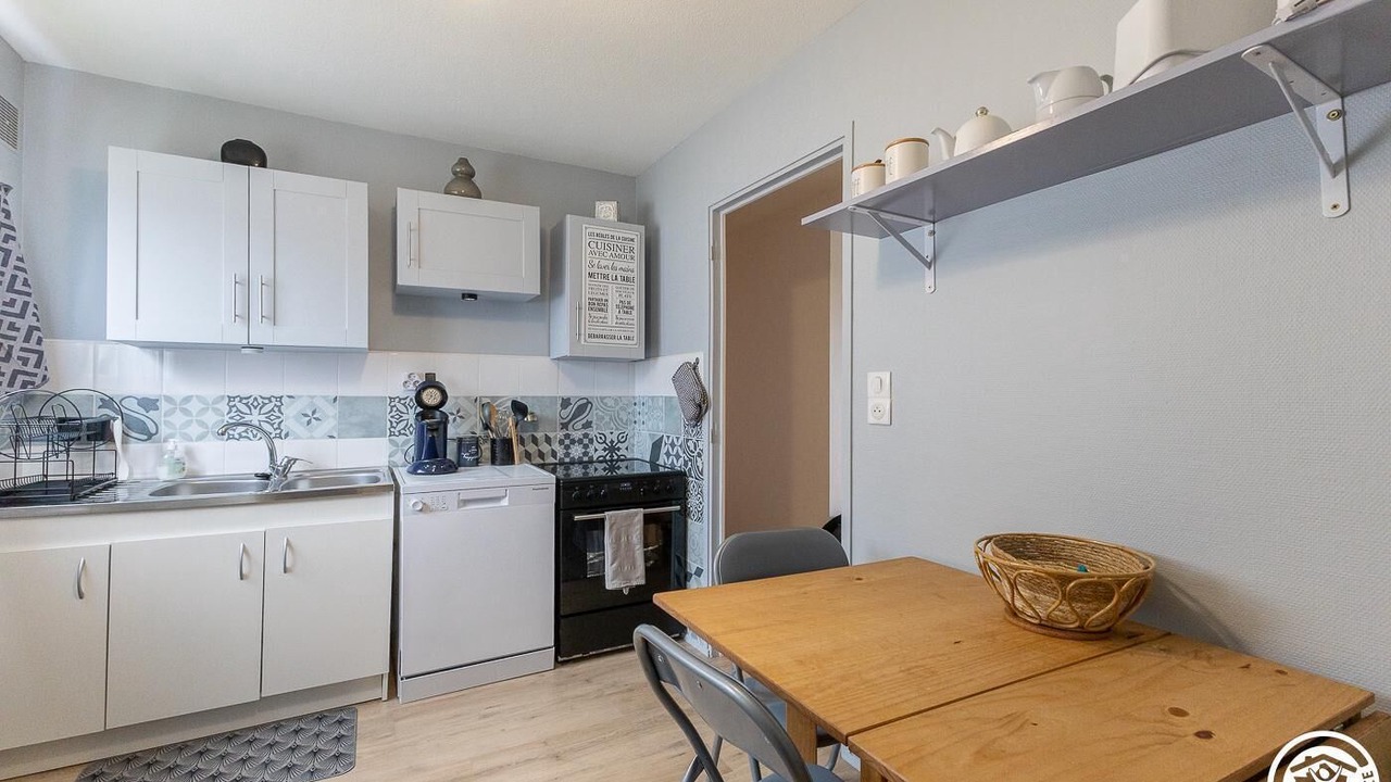 Photo of Kitchen in Murat-le-Quaire