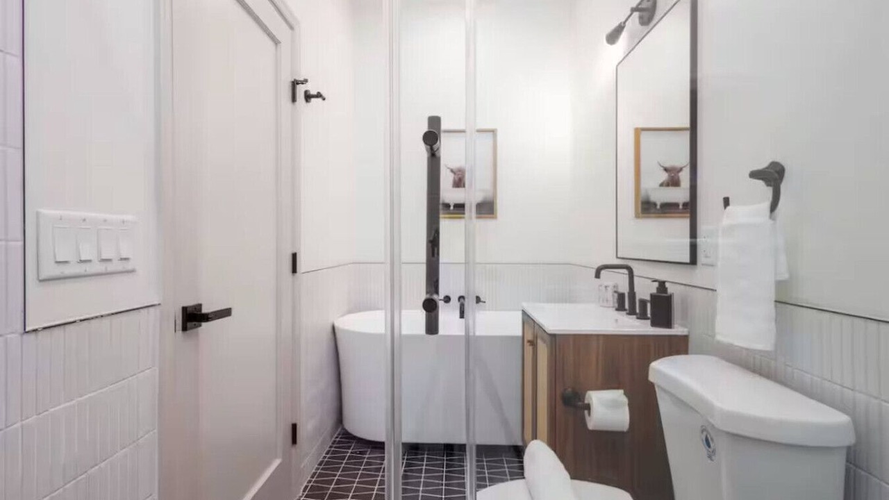 Photo of Bathroom in North Philadelphia West