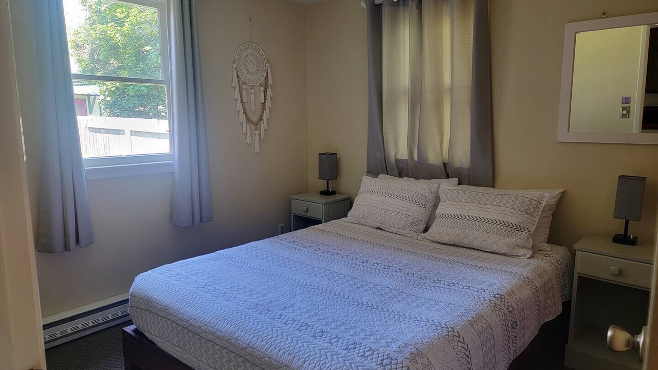 Photo of Bedroom in Hot Springs