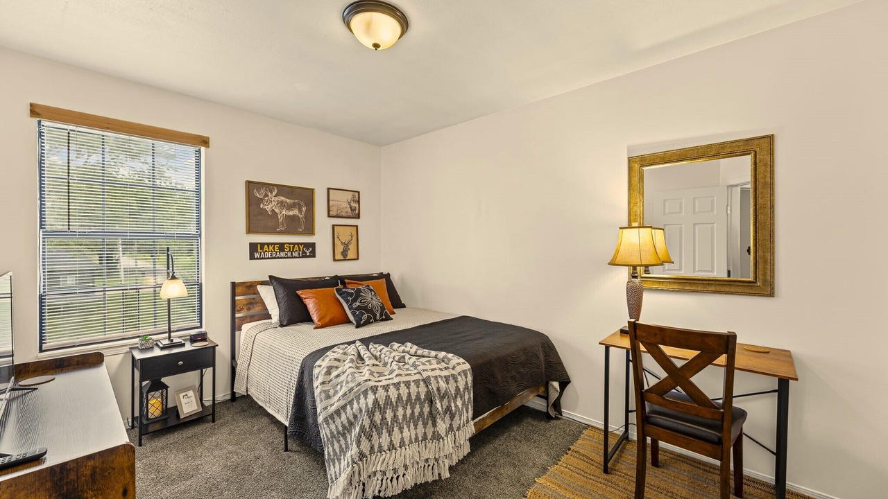 Photo of Bedroom in Osawatomie