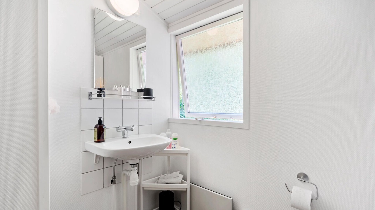 Photo of Bathroom in Aabybro