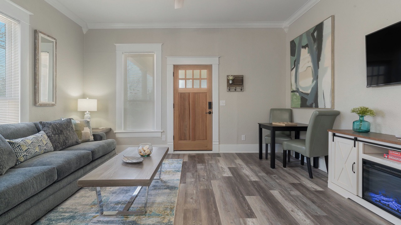 Photo of Livingroom in Denison