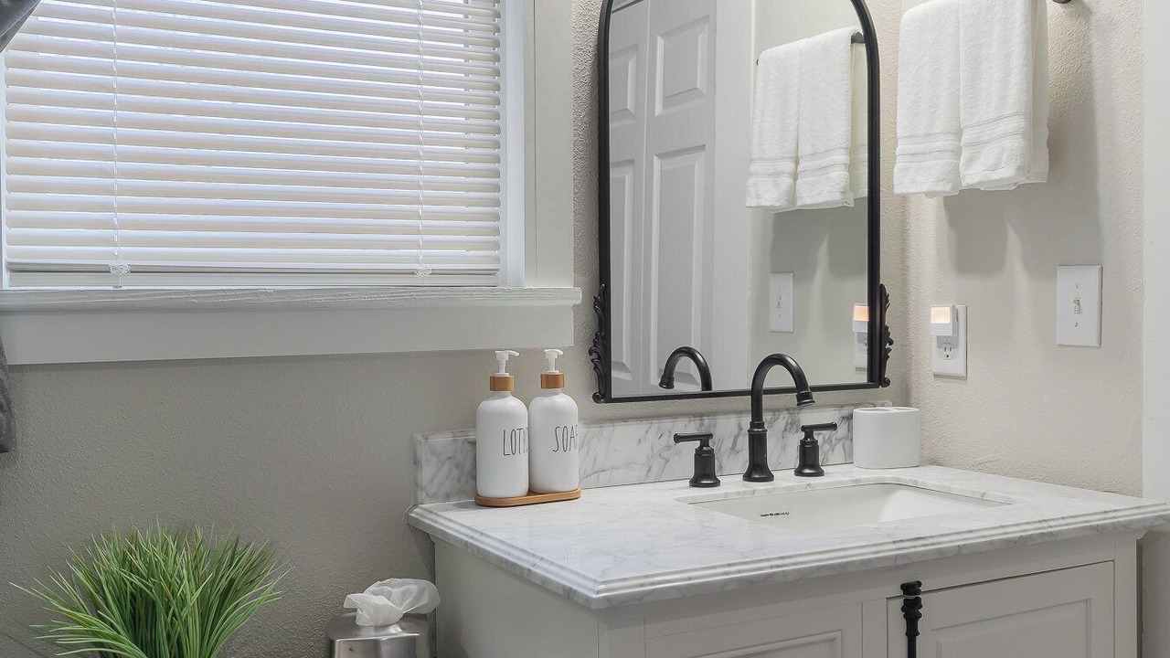 Photo of Bathroom in Denison